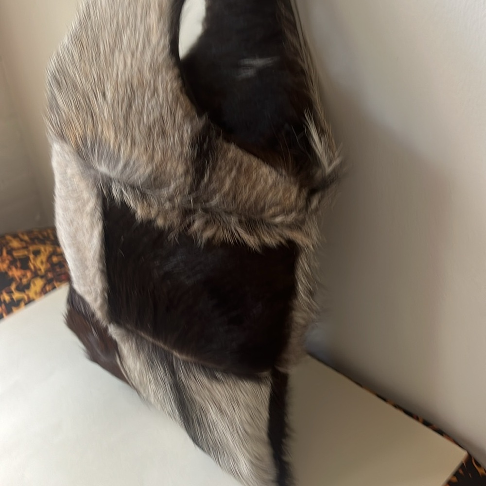 •⬇️FINAL PRICE⬇️NO OFFERS FIRM⬇️VINTAGE GENUINE FUR BAG BOHO FESTIVAL• - Picture 2 of 15